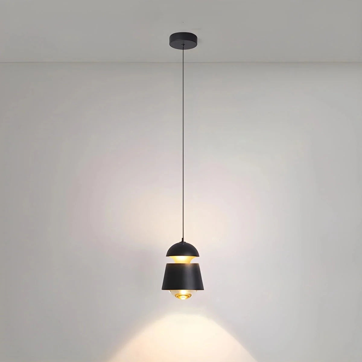 Modern pendant light made of stainless steel in silver, featuring a circular shape with a diameter of 40 cm, ideal for contemporary spaces. 0