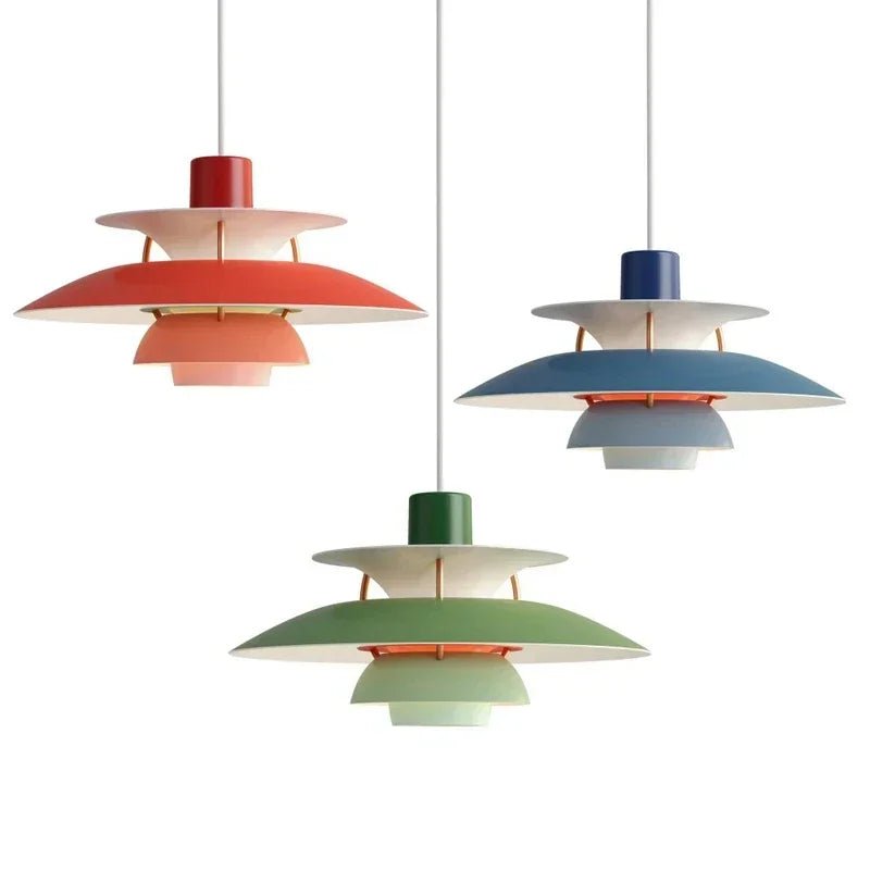 Modern pendant light made of alloy with an iron finish in vegetable tones. Ideal for contemporary dining rooms or kitchens. 3