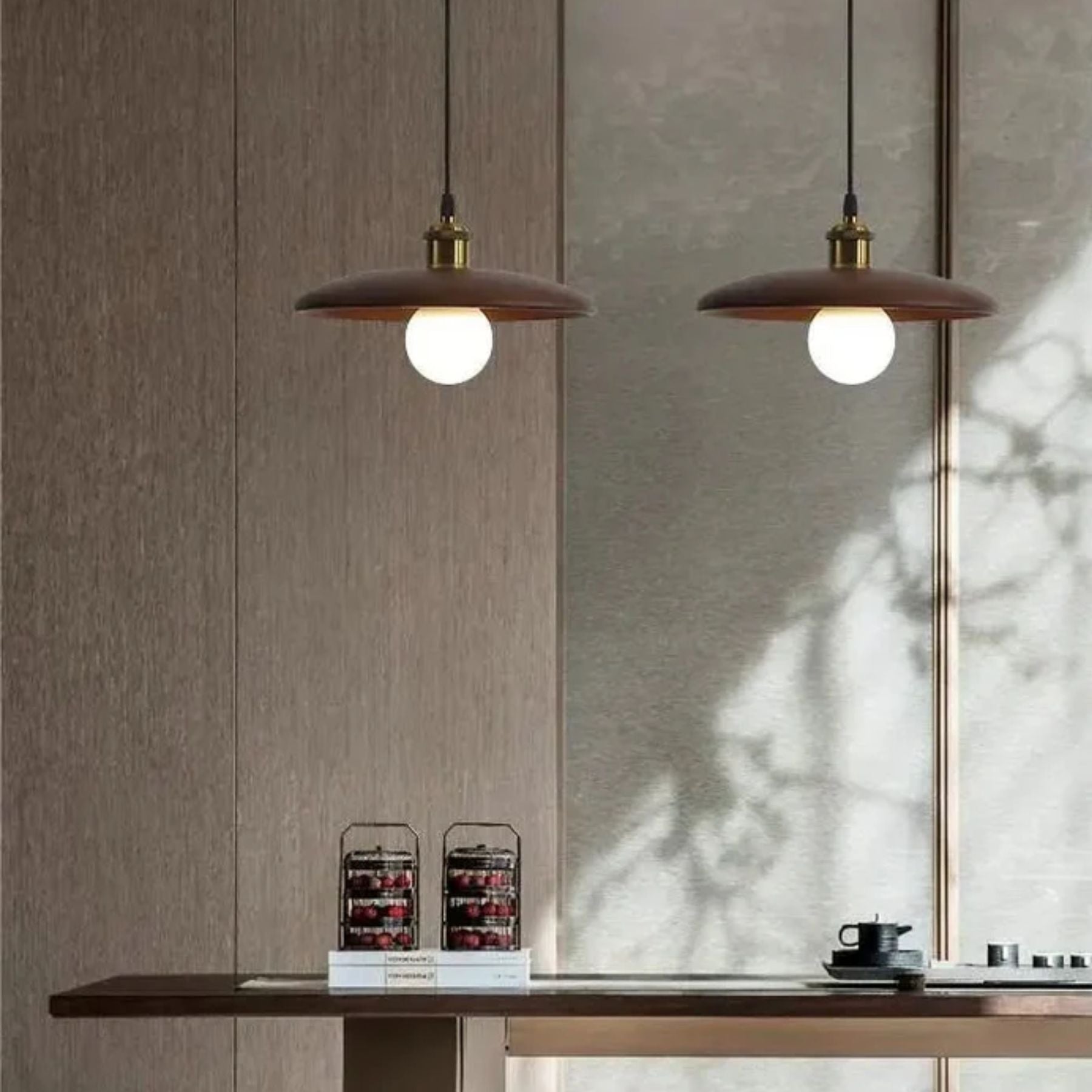 Minimalistic pendant light made of metal in black, featuring a diameter of 40 cm, ideal for modern dining or living spaces. 3