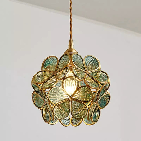 Transparent glass pendant light with a vintage design, measuring 30 cm in diameter, suitable for dining or living rooms. 2