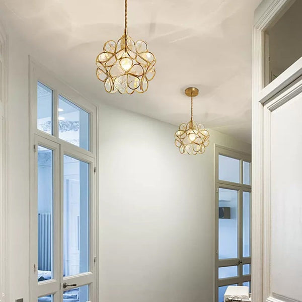 Transparent glass pendant light in a vintage design, measuring Ø 30 cm, ideal for dining or living spaces. 4