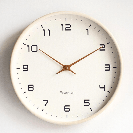 Holzwanduhr – Skandinavisches Design – Naturholz – Vintage-Stil – 30×30 cm