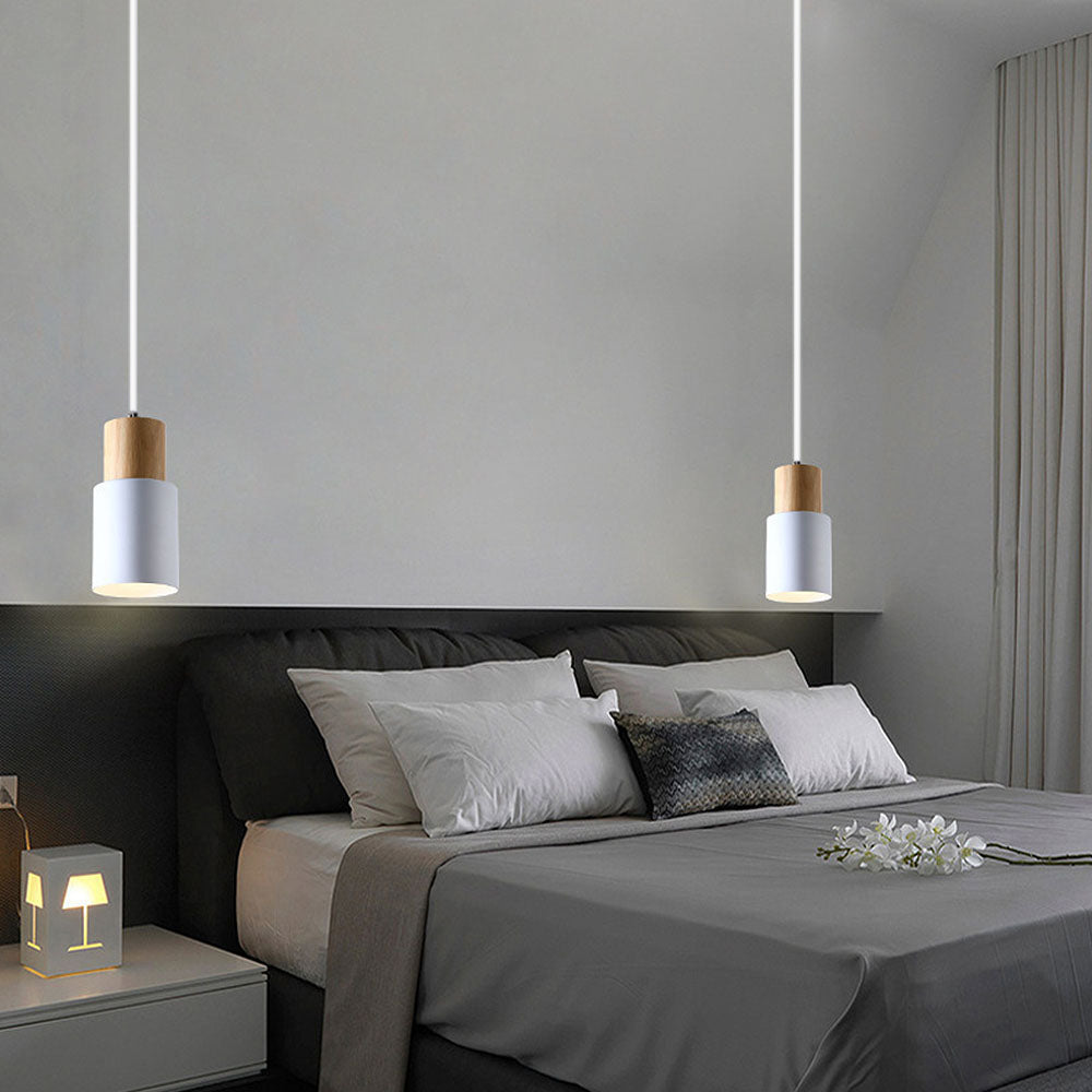 Modern pendant light made of wood and iron in vibrant colors, with a diameter of 20 cm, ideal for dining tables or living rooms. 8