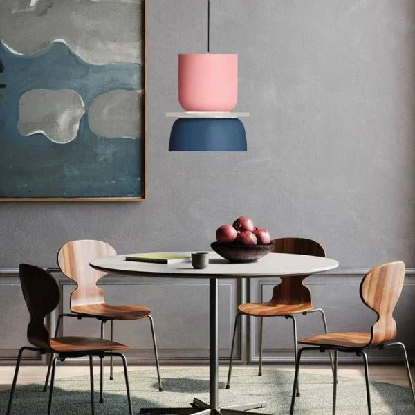 Multicolored pendant light made of aluminum and acrylic, featuring a sleek Scandinavian design. Measures 150 cm, ideal for modern living spaces. 4