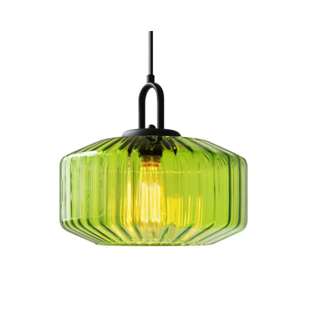Stylish green glass pendant light with a diameter of 28 cm, perfect for dining tables and living rooms. Offers a modern touch to any space. 1