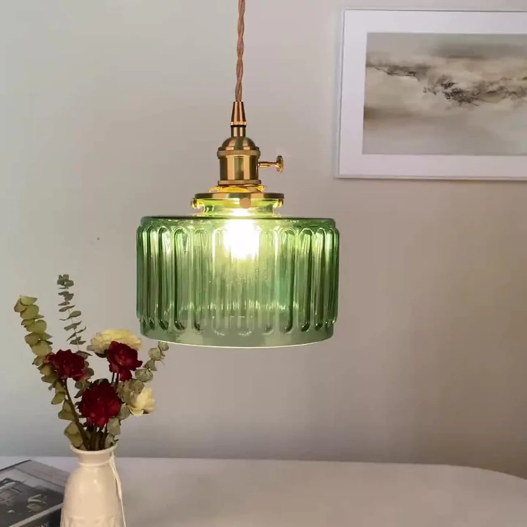 Elegant pendant light made of ribbed glass in green, measuring 20 cm in diameter. Ideal for modern living spaces. 3