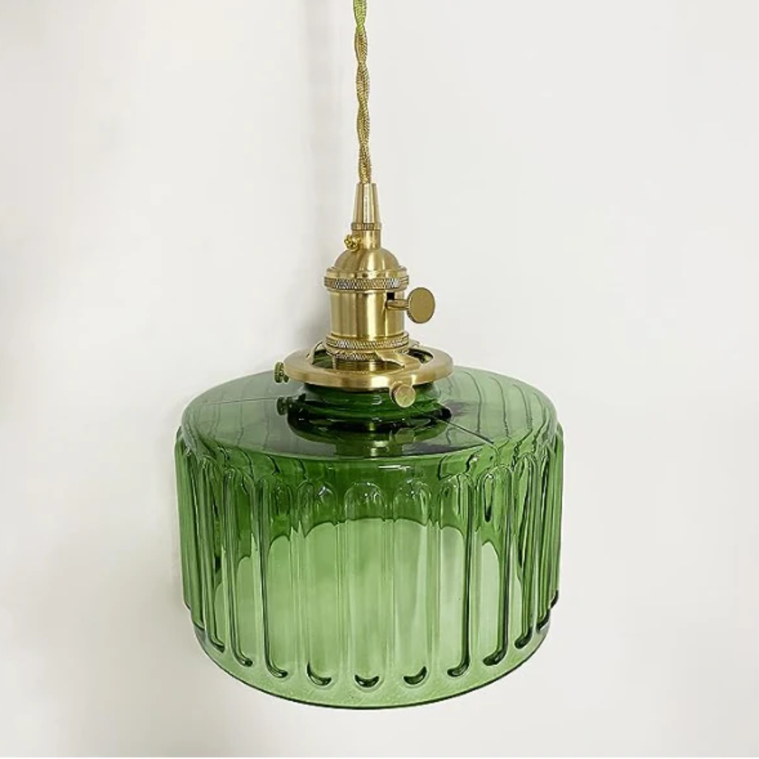 Green ribbed glass pendant light with a diameter of 20 cm, perfect for adding an elegant accent to dining or living spaces. 5