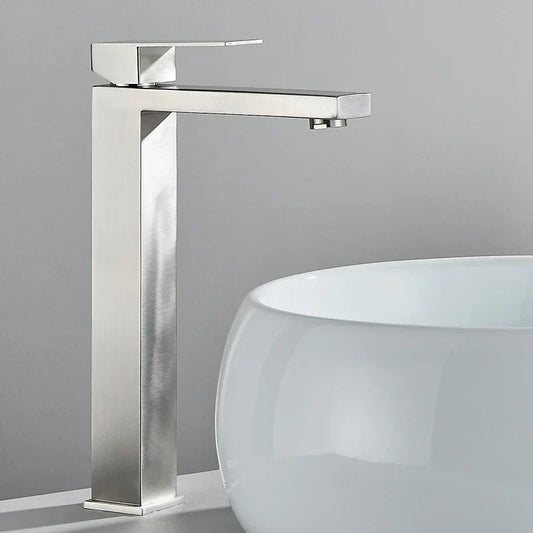 Luxuriöse Badarmatur mit stilvollem Design & Einhebelbedienung