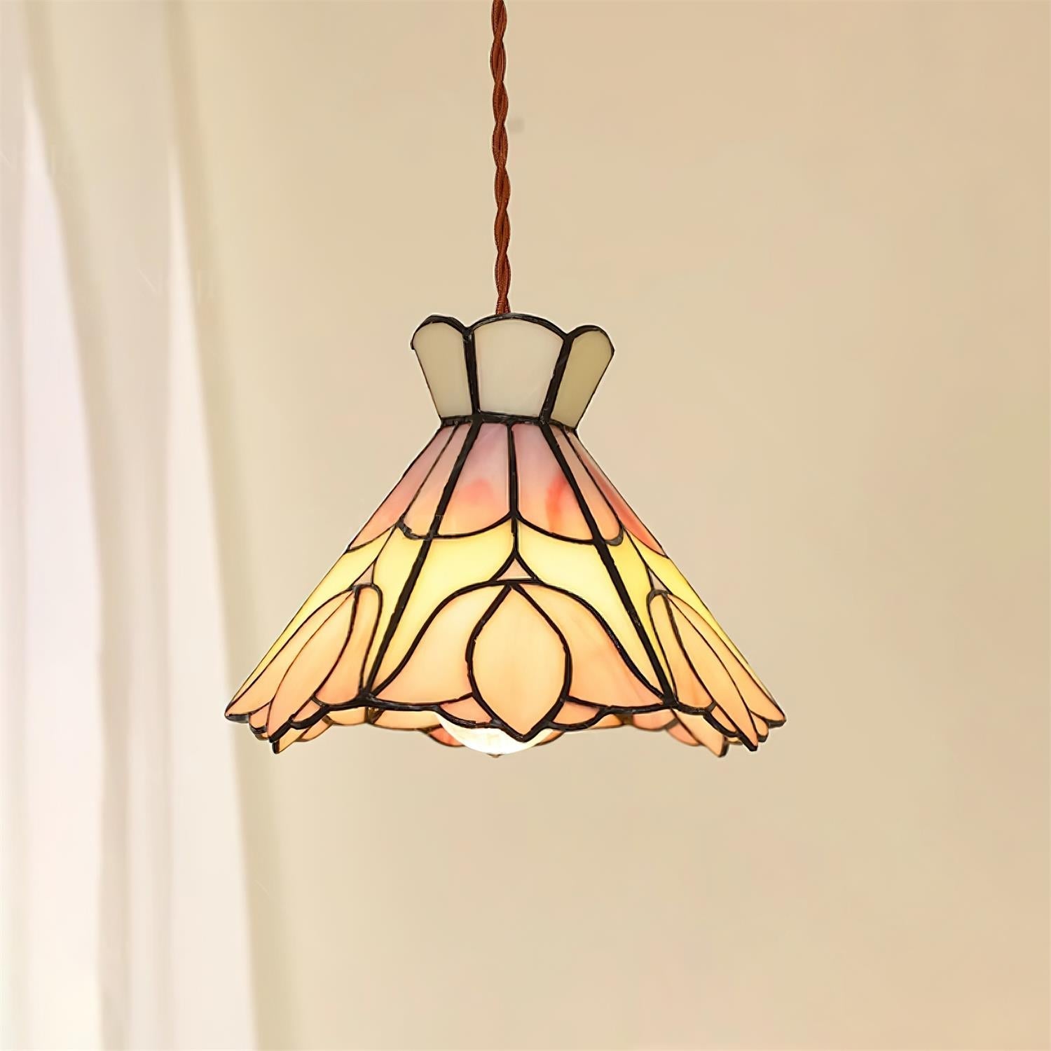 Tiffany pendant lamp made of glass and metal features a floral design in gold, beige, and pink. It has a diameter of 40 cm, 2