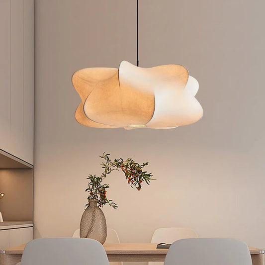 A pendant light made of silk and metal in white, available in three sizes: Ø40×20 cm, Ø50×25 cm, Ø60 0